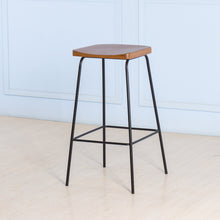 Load image into Gallery viewer, Stance<br><i> <small>Wooden Stool in Oak</i></small>