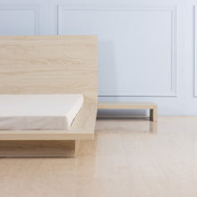 Load image into Gallery viewer, Float&lt;br&gt;&lt;i&gt; &lt;small&gt;Low Bed&lt;/i&gt;&lt;/small&gt;