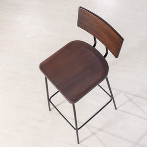 Stance<br><i> <small>Wooden Stool in Mahogany</i></small>