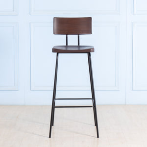 Stance<br><i> <small>Wooden Stool in Mahogany</i></small>