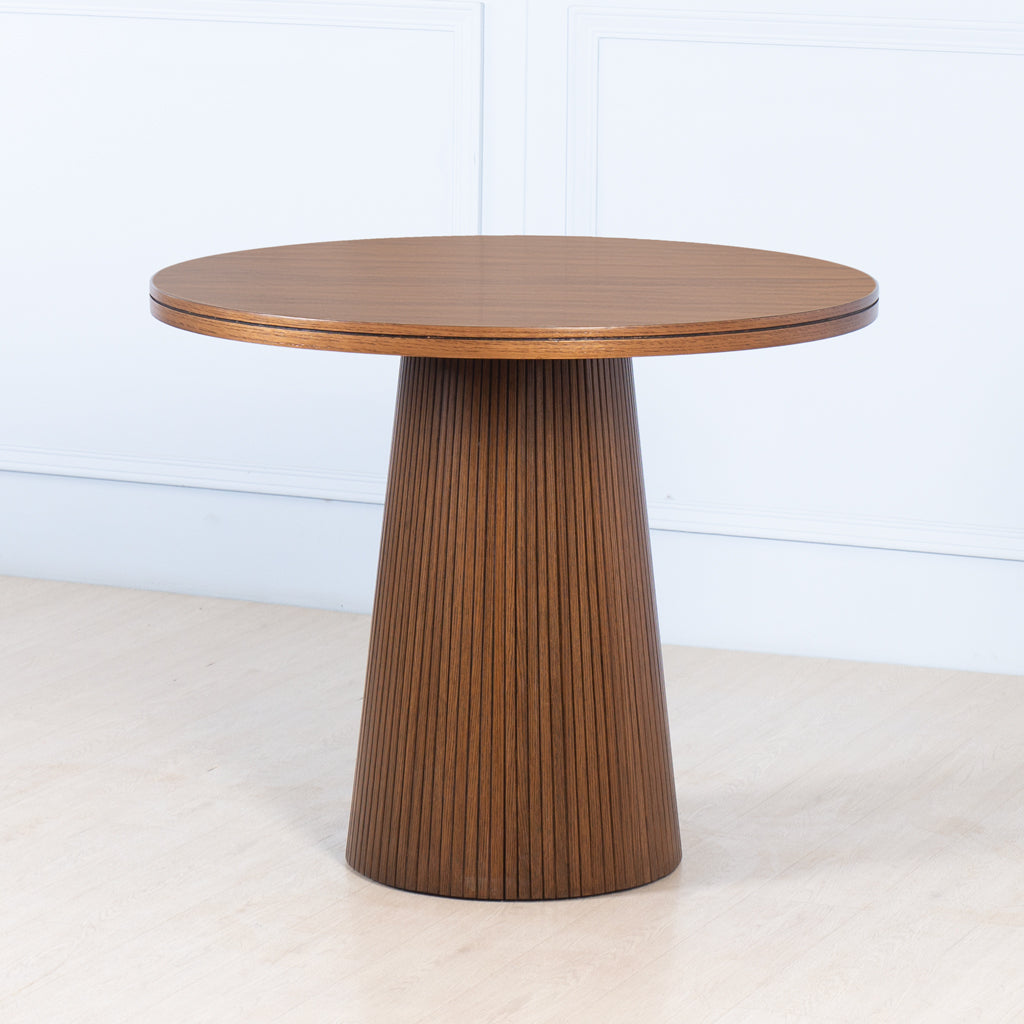 Orbit<br><i> <small>Round Dining Table</i></small>