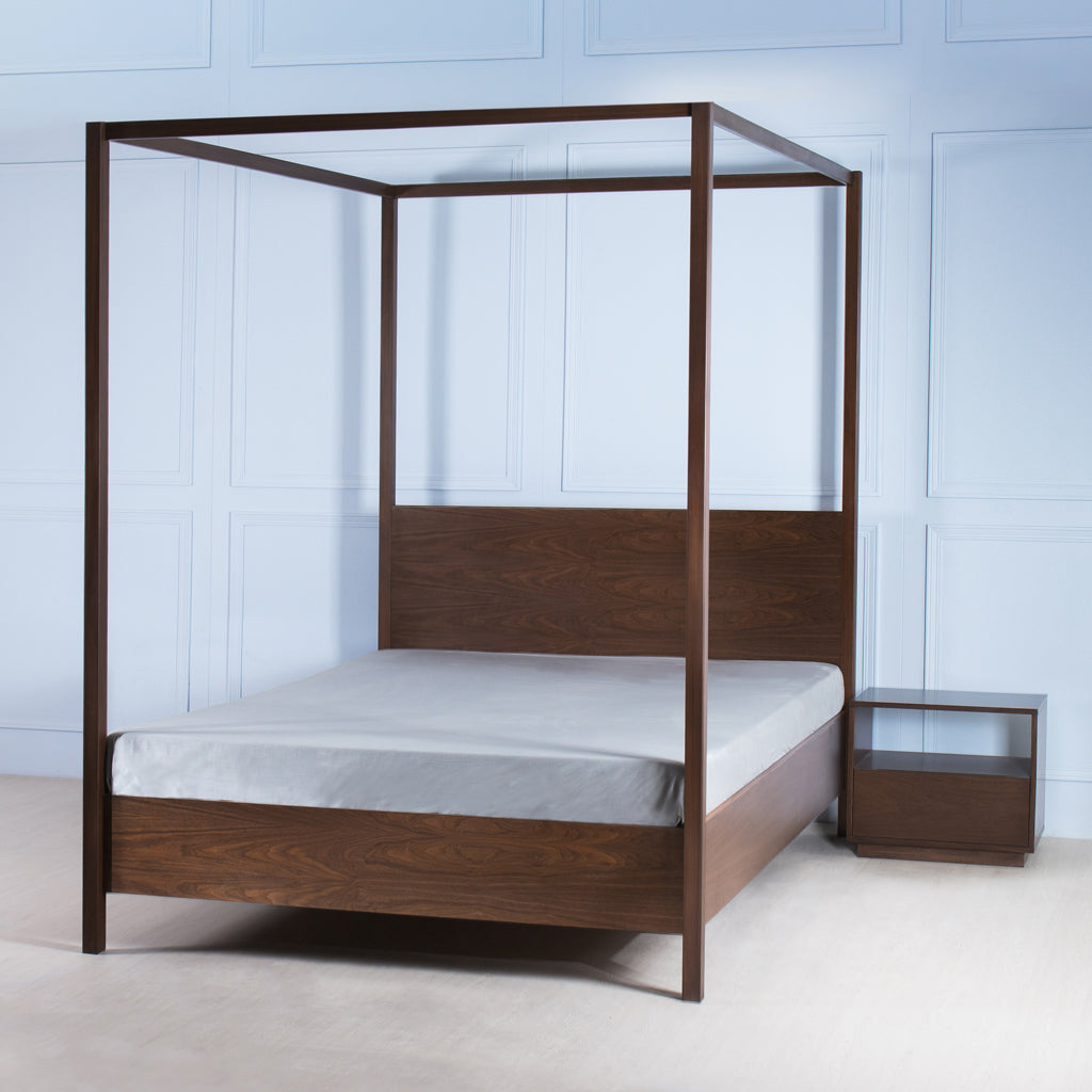 Load image into Gallery viewer, Altura&lt;br&gt;&lt;i&gt; &lt;small&gt;Four-Poster Bed&lt;/i&gt;&lt;/small&gt;