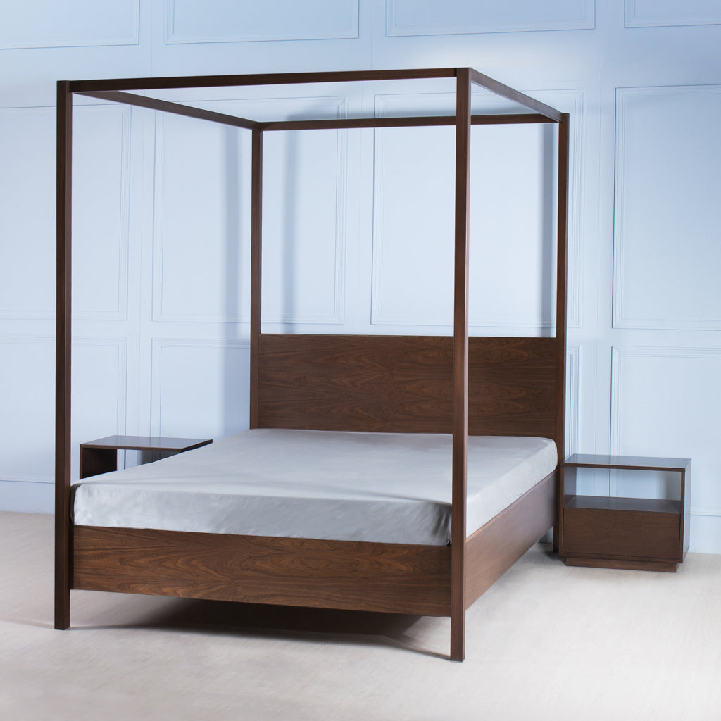 Load image into Gallery viewer, Altura&lt;br&gt;&lt;i&gt; &lt;small&gt;Four-Poster Bed&lt;/i&gt;&lt;/small&gt;