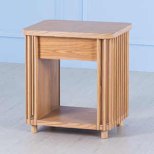 Dowels<br><i> <small>Side Table in Oak</i></small>