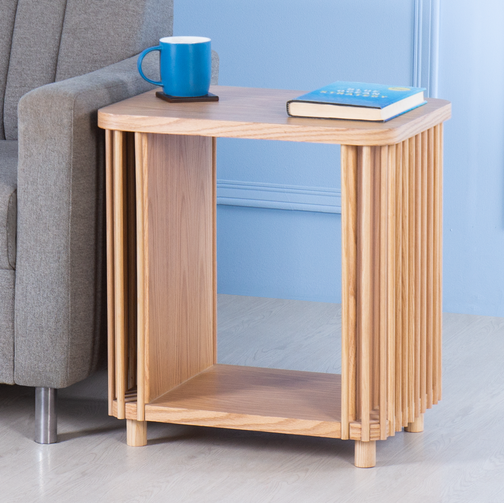 Load image into Gallery viewer, Dowels&lt;br&gt;&lt;i&gt; &lt;small&gt;Side Table in Oak&lt;/i&gt;&lt;/small&gt;