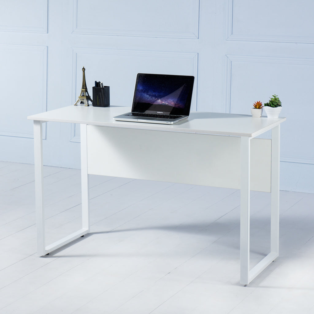 Work It<br><i> <small>Office Desk in White</i></small>