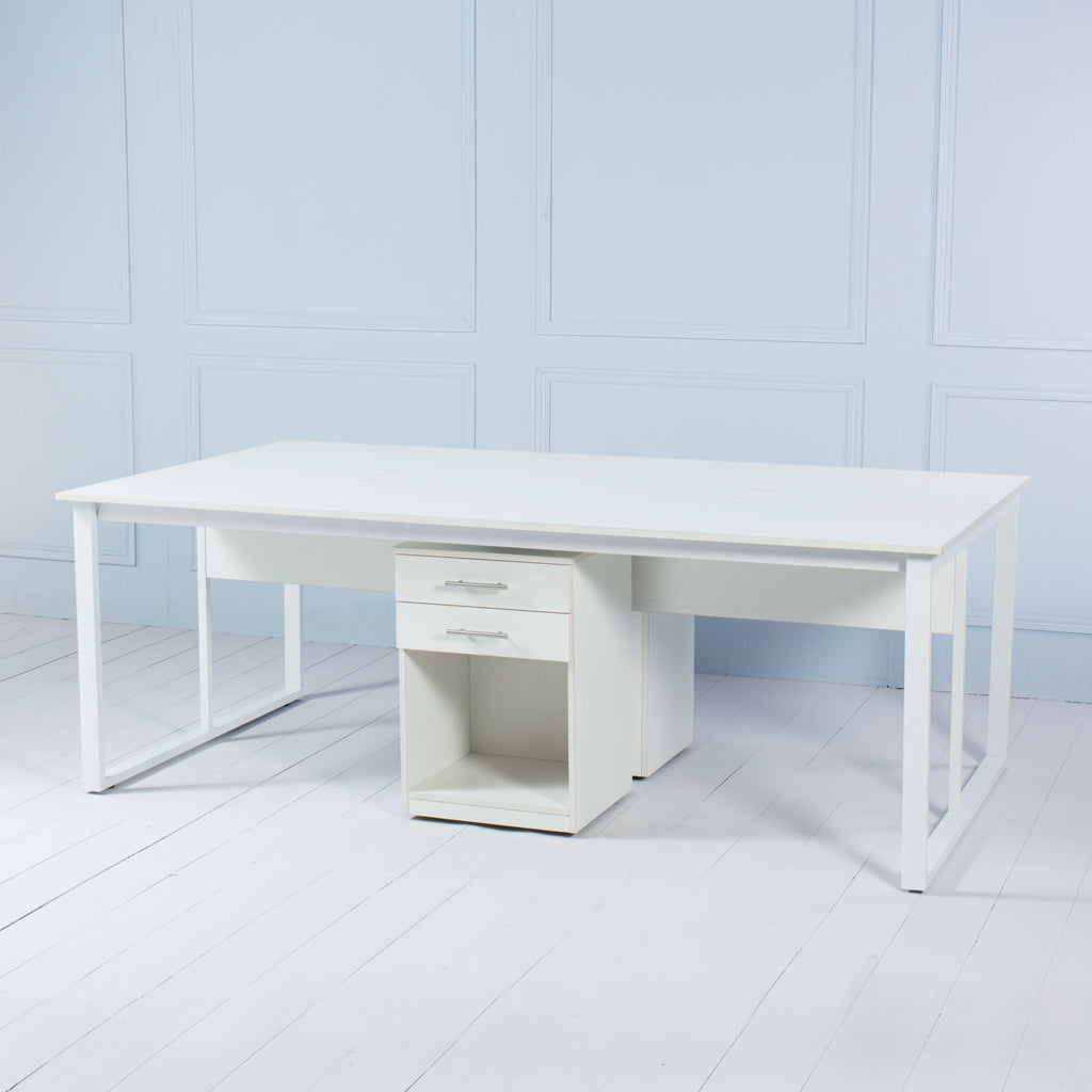 Load image into Gallery viewer, Team&lt;br&gt;&lt;i&gt; &lt;small&gt;4 Person Workstation in White&lt;/i&gt;&lt;/small&gt;